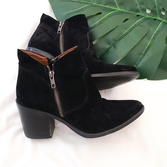 Steve madden heeled black booties - Picture 9 of 14